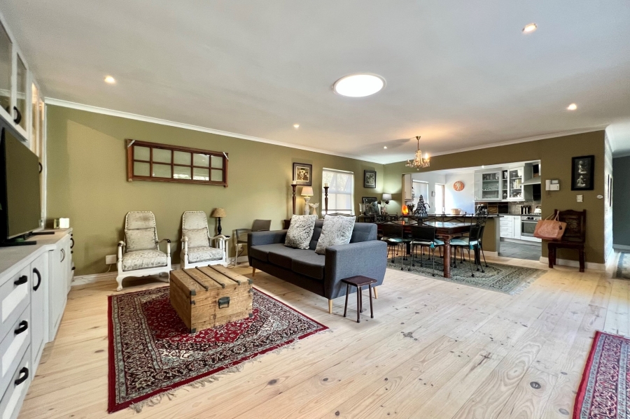 To Let 3 Bedroom Property for Rent in Van Riebeeckstrand Western Cape